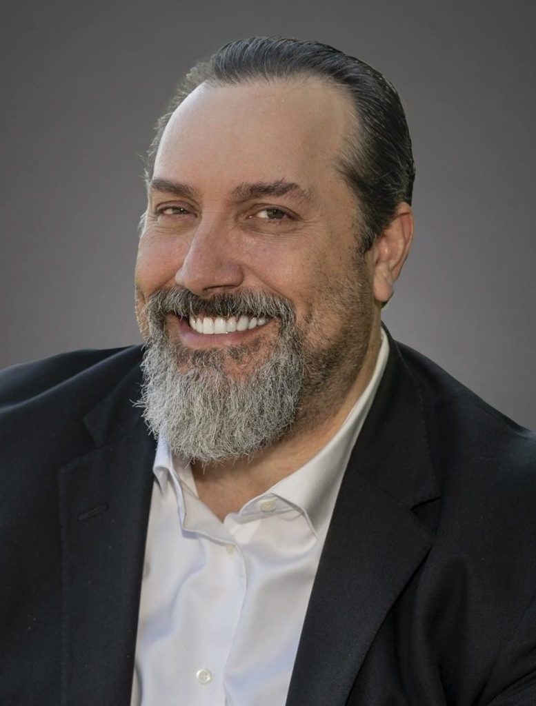 headshot of matt donovan